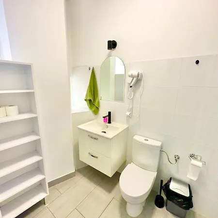 Atlas' House Vandrarhem Poznań