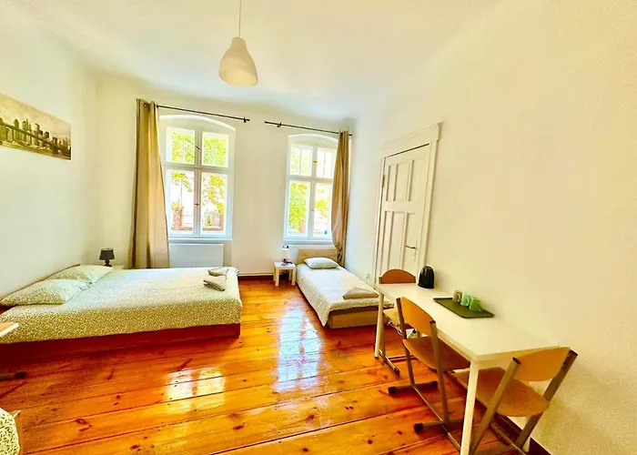 Hostal Atlas' House *