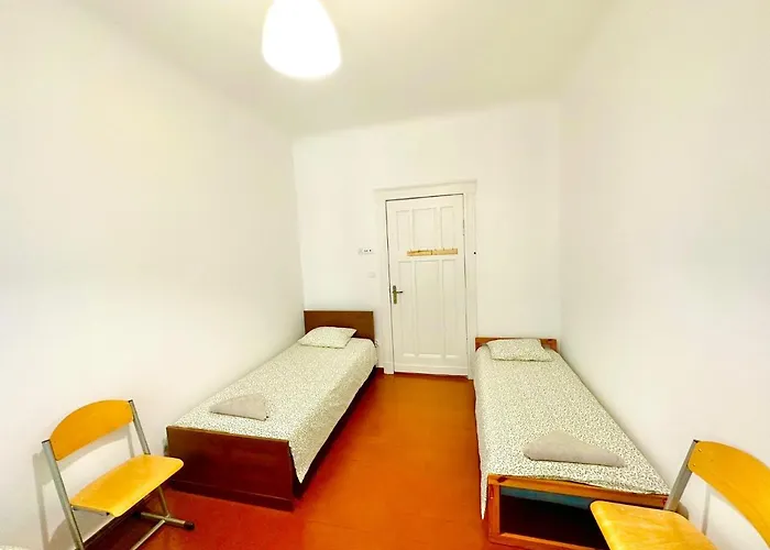 Hostal Atlas' House *